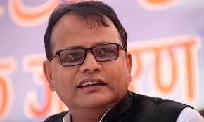 Engineer backbone of development: CM Raut