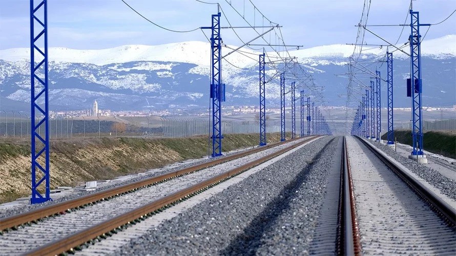 Electric railway track construction gets momentum